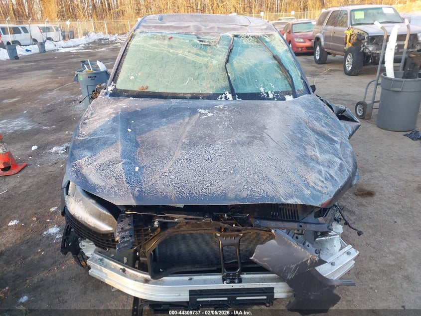 2025 Honda Hr-V Awd Ex-L VIN: 3CZRZ2H79SM746810 Lot: 44309737