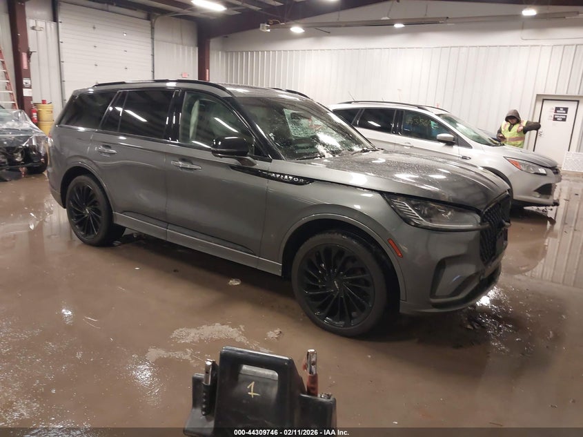 2025 LINCOLN AVIATOR RESERVE