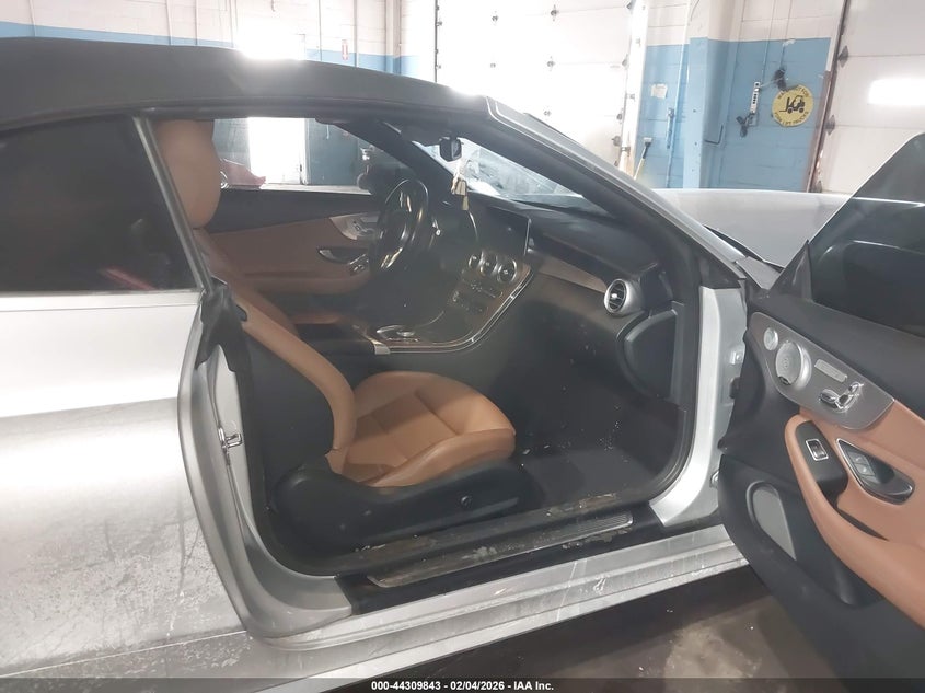 2019 Mercedes-Benz C 300