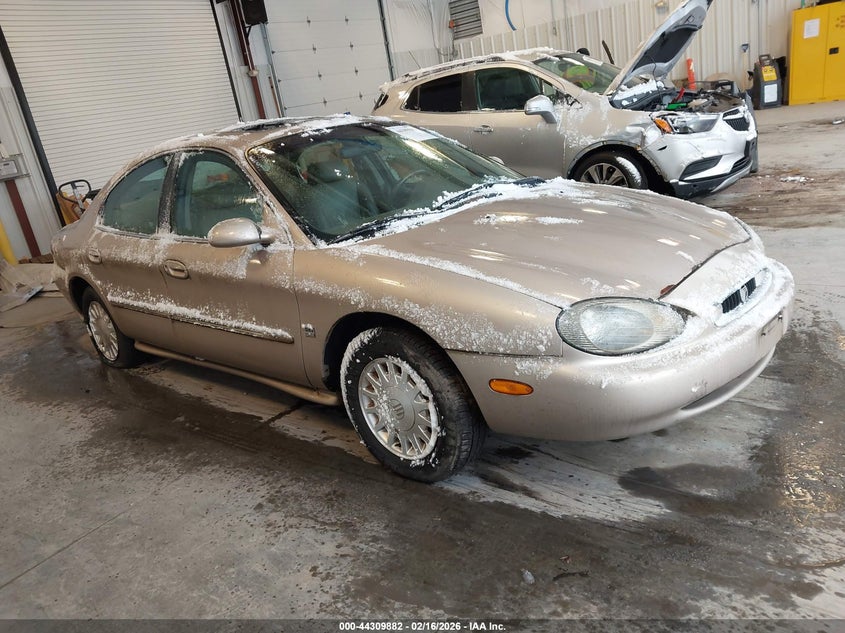 1MEFM53S9XA619269 MERCURY SABLE Photo 1
