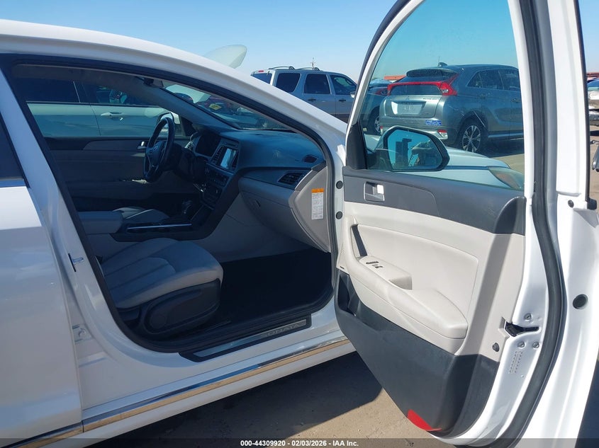 2016 Hyundai Sonata Plug-In Hybrid