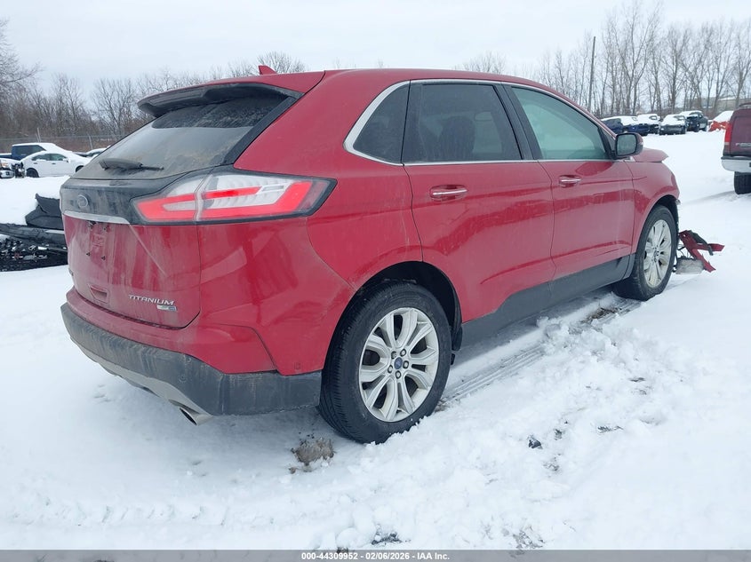 2020 Ford Edge Titanium
