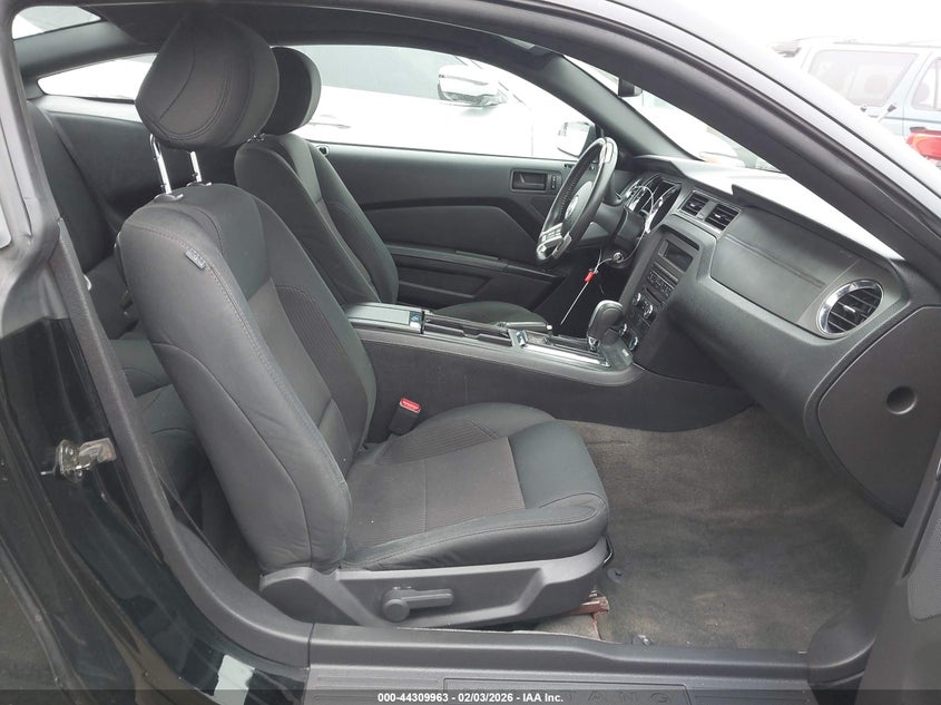 2014 FORD MUSTANG auction photo 5
