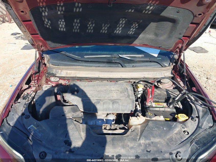 VIN 1C4PJLLB9KD247166 2019 JEEP CHEROKEE LATITUDE PLUS FWD