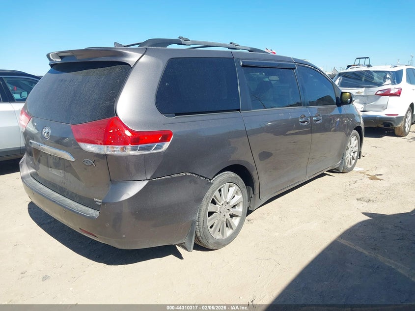 2013 Toyota Sienna Limited 7 Passenger