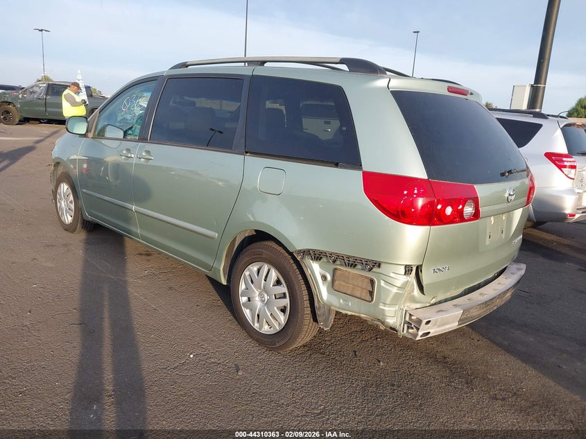 2007 Toyota Sienna Le