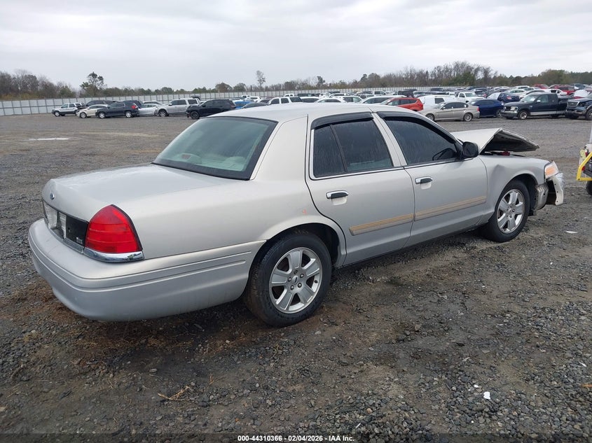 2011 Ford Crown Victoria Lx
