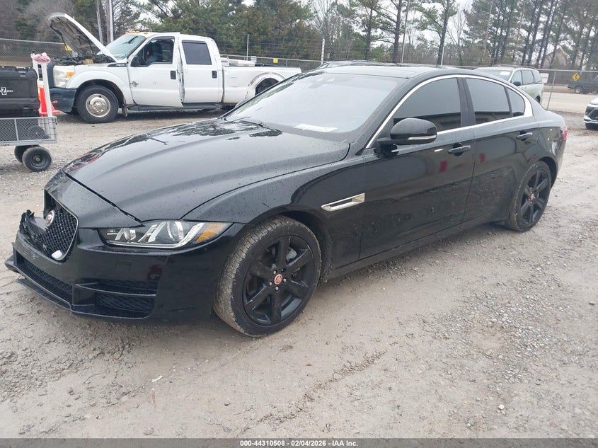 2017 Jaguar Xe 25T Prestige