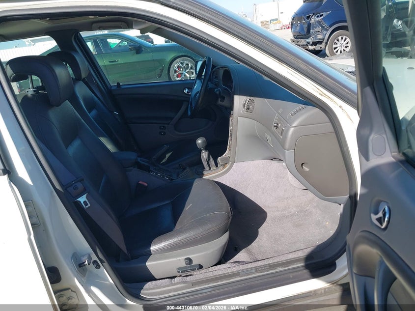 2002 Saab 9-5 2.3T Linear