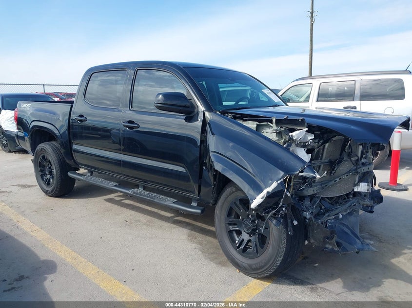 2022 Toyota Tacoma Sr
