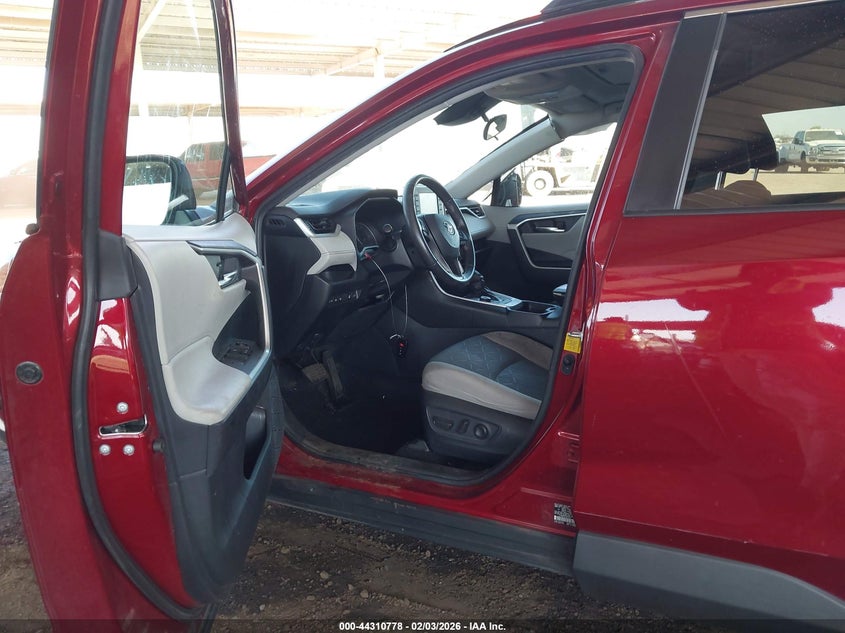 2020 Toyota Rav4 Hybrid Xle