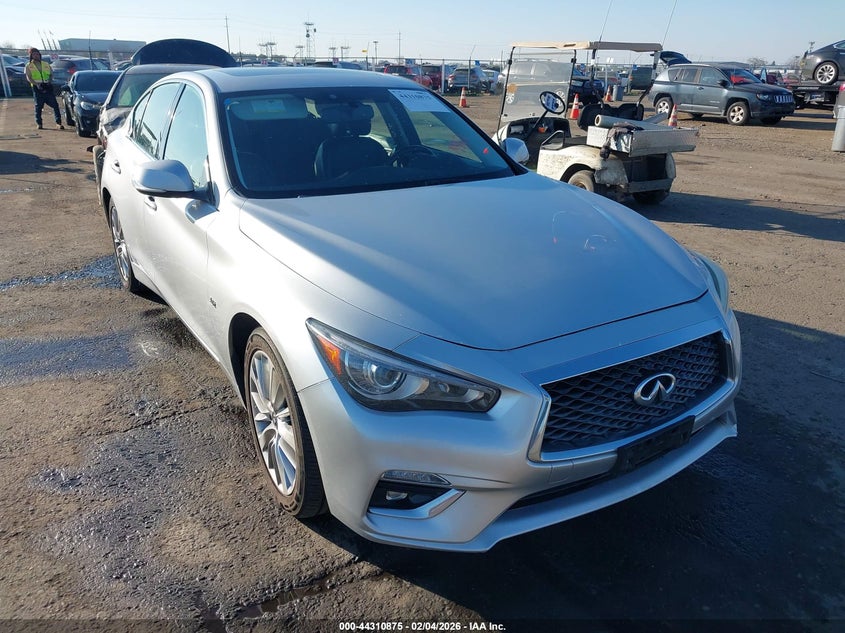 2018 Infiniti Q50 3.0T Luxe