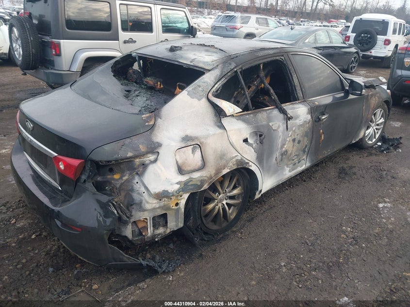 2014 Infiniti Q50 Premium