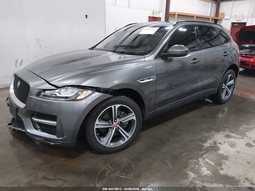 2019 Jaguar F-Pace 25T R-Sport/30T R-Sport