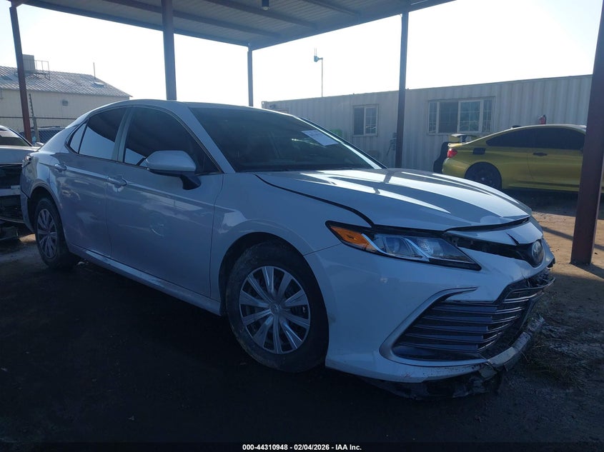 2023 Toyota Camry Le Hybrid