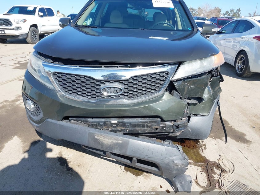 2012 KIA SORENTO auction photo 6