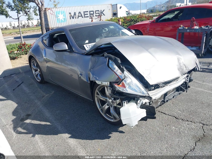 Купить NISSAN 370Z 2010 року Бензин, 3.7, Задний привод, vin