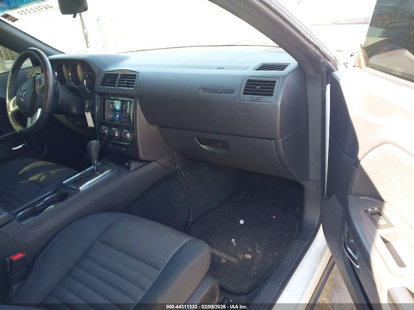 2013 Dodge Challenger Sxt