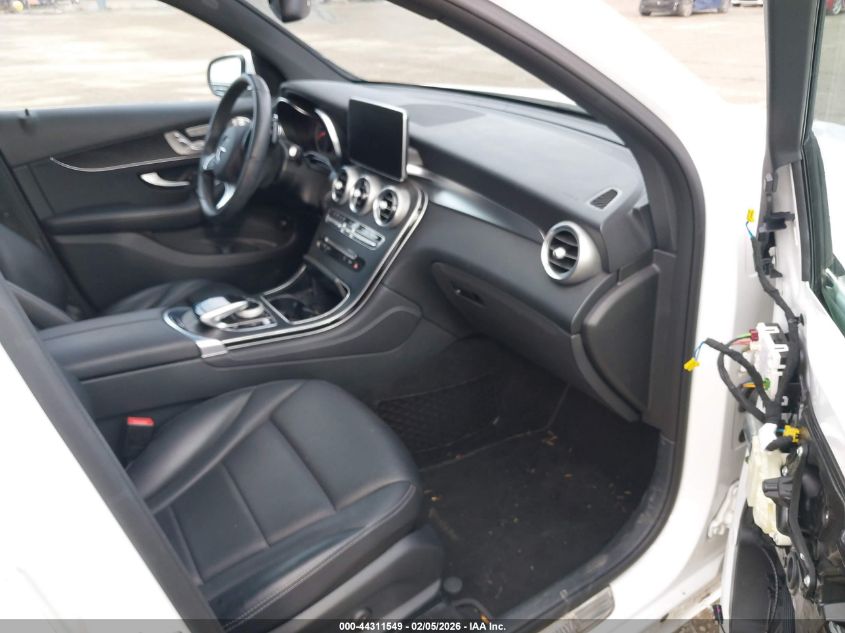 2017 Mercedes-Benz Glc 300