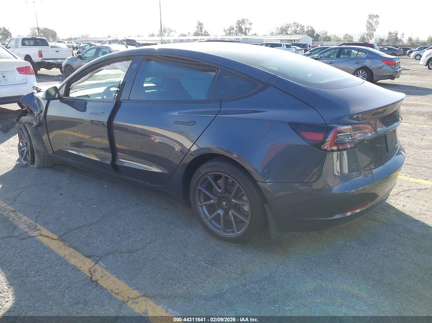 2021 Tesla Model 3 Standard Range Plus Rear-Wheel Drive