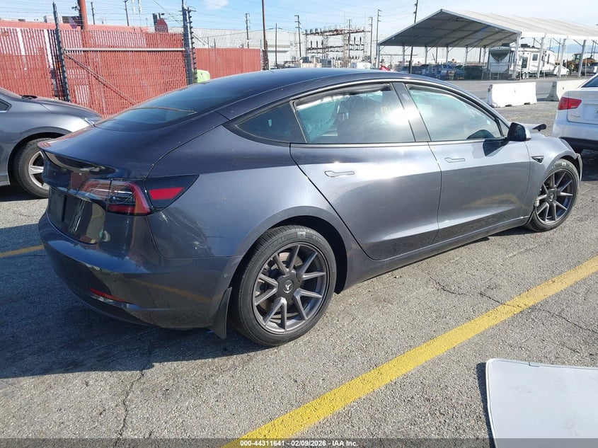 2021 Tesla Model 3 Standard Range Plus Rear-Wheel Drive
