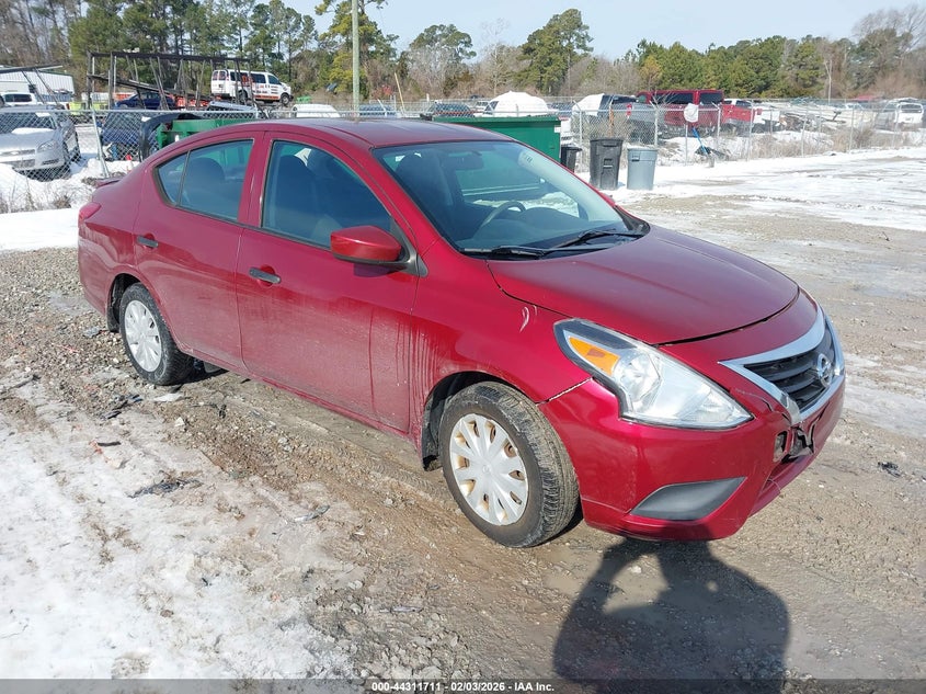 2017 Nissan Versa 1.6 S+