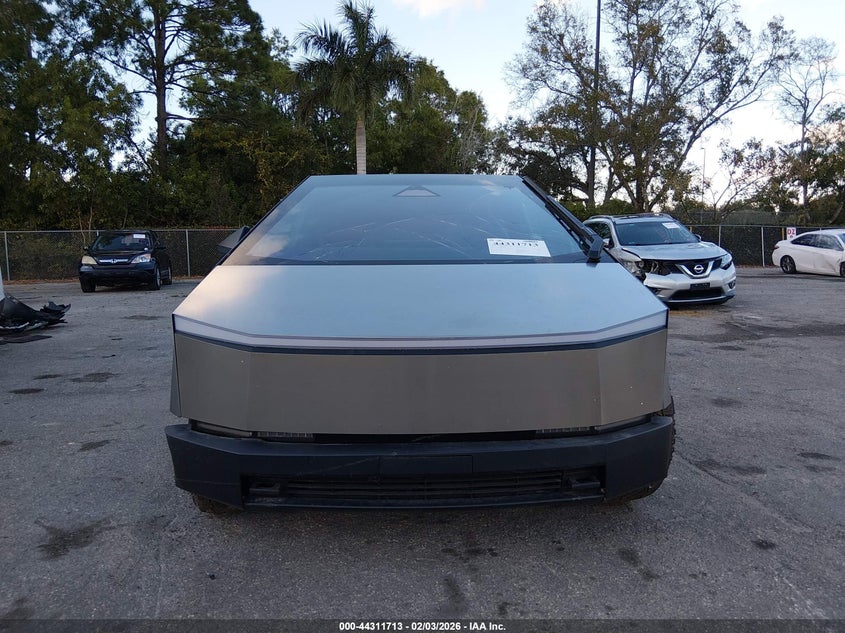 2024 Tesla Cybertruck Cyberbeast VIN: 7G2CEHEE1RA035317 Lot: 44311713
