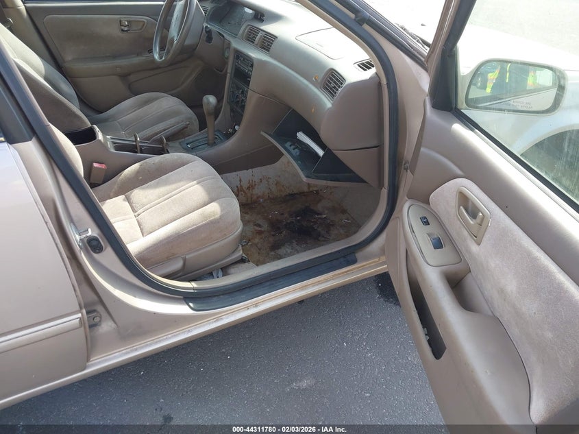 1998 Toyota Camry Le