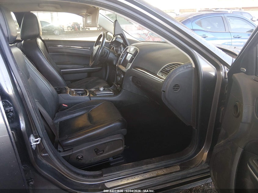 2019 Chrysler 300 Limited