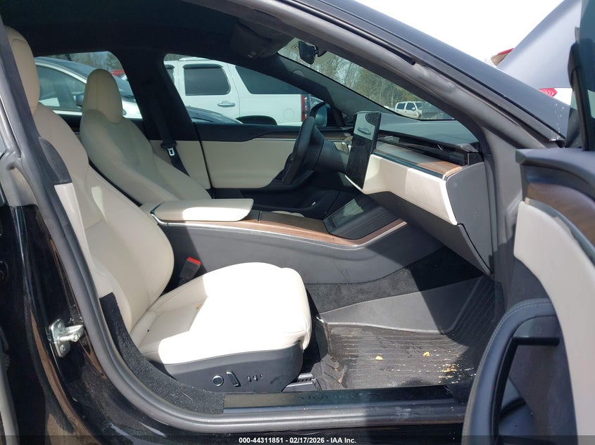 2022 Tesla Model S Dual Motor All-Wheel Drive