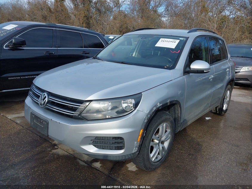 2016 Volkswagen Tiguan R-Line/S/Se/Sel
