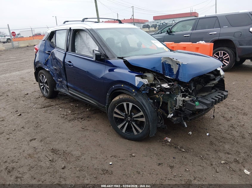 2019 Nissan Kicks Sr