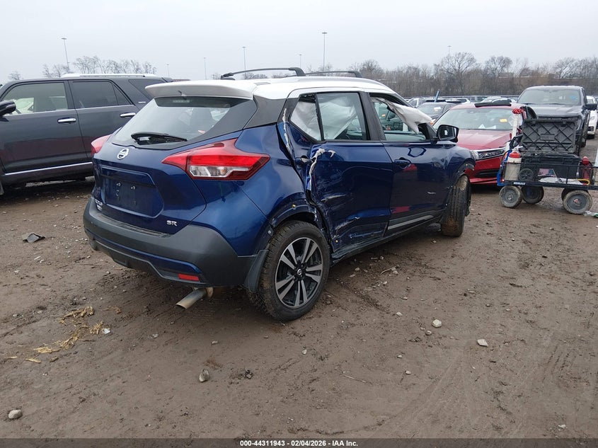 2019 Nissan Kicks Sr