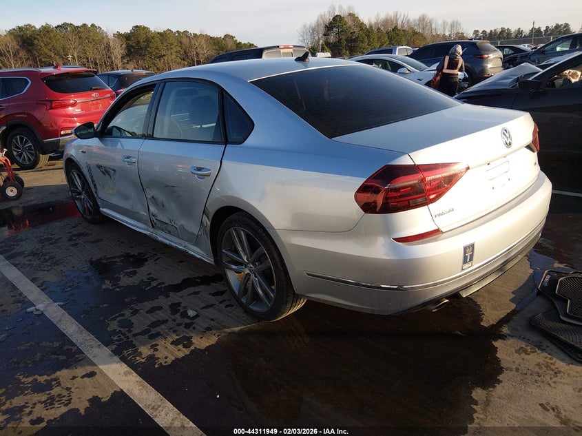 2018 Volkswagen Passat 2.0T R-Line/2.0T S