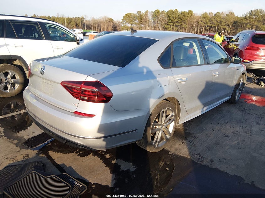2018 Volkswagen Passat 2.0T R-Line/2.0T S