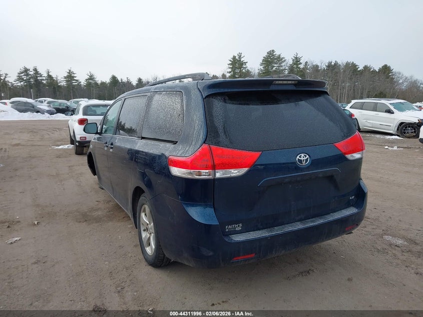 2011 Toyota Sienna Le V6