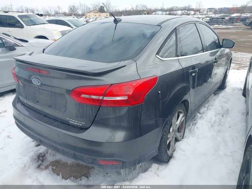 Vin: 1fadp3j23fl292111, lot: 44808466, ford focus titanium 20154