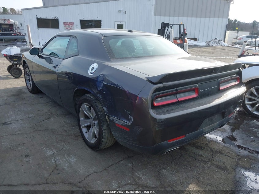 2021 Dodge Challenger Sxt