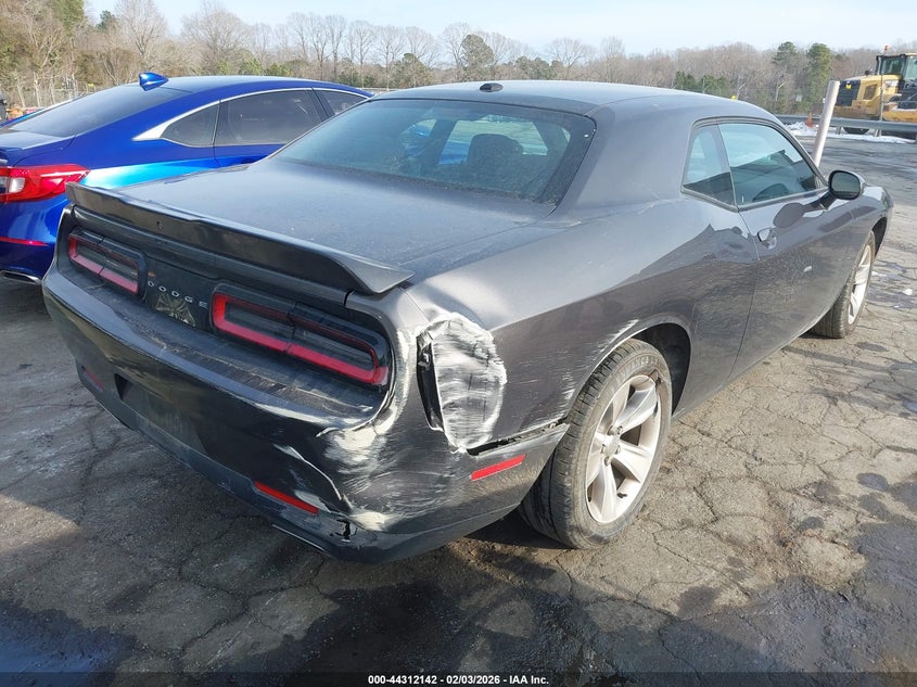 2021 Dodge Challenger Sxt