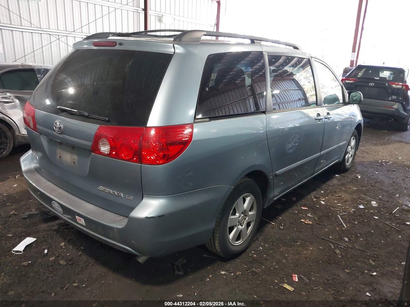 2010 Toyota Sienna Le