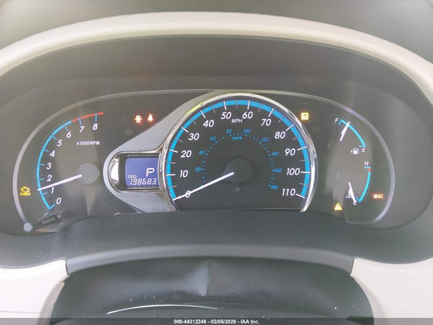 2011 Toyota Sienna Xle V6 VIN: 5TDYK3DC4BS041928 Lot: 44312246