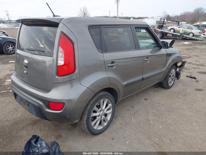 2013 Kia Soul +