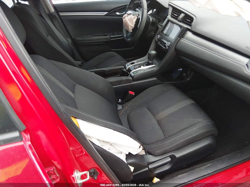 2HGFC2F52HH519656 2017 Honda Civic 2.0 Lx red