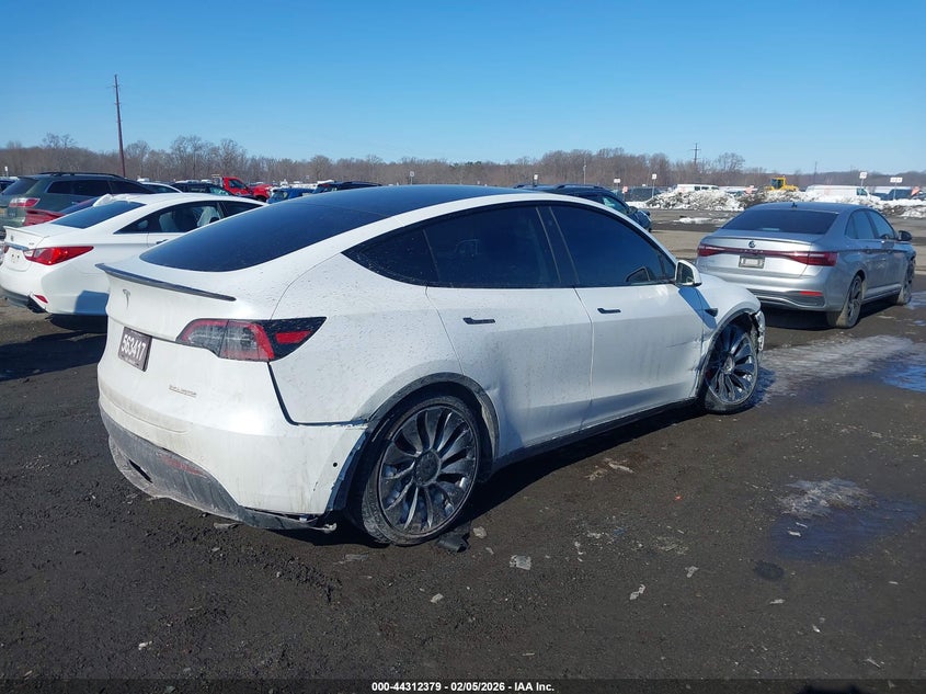 2022 Tesla Model Y Performance Dual Motor All-Wheel Drive