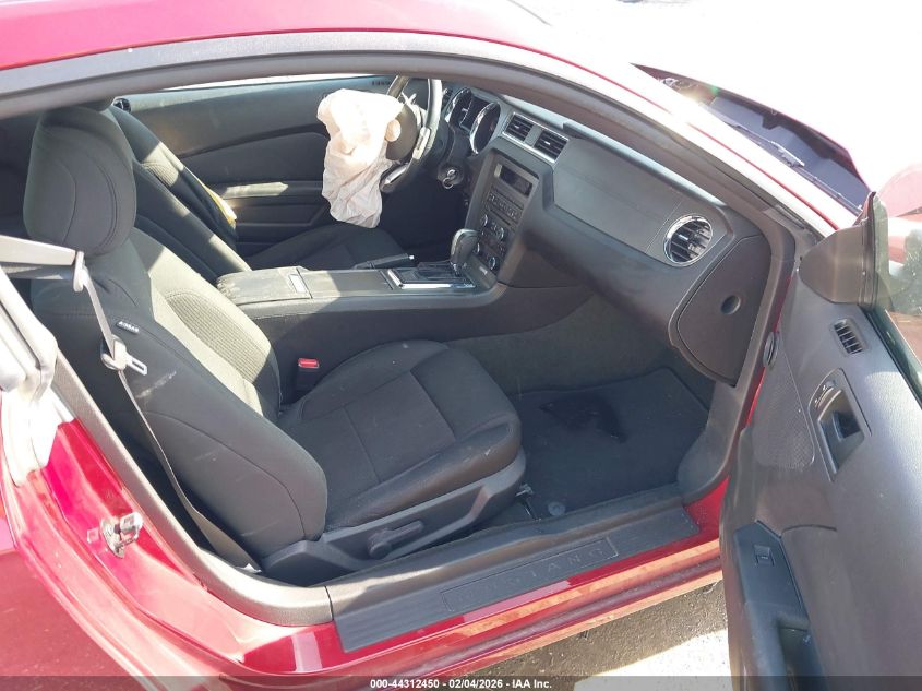 2014 Ford Mustang V6