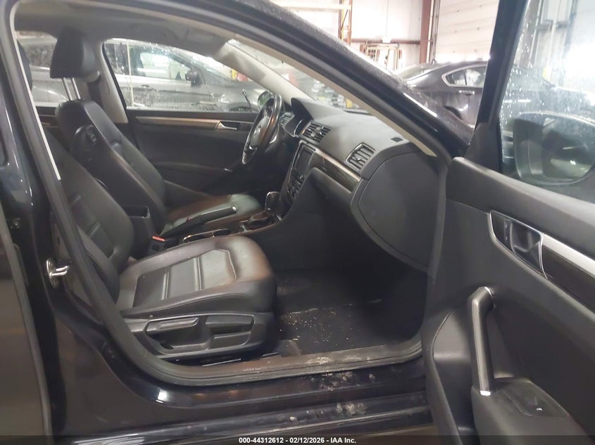 2018 Volkswagen Passat 2.0T Se