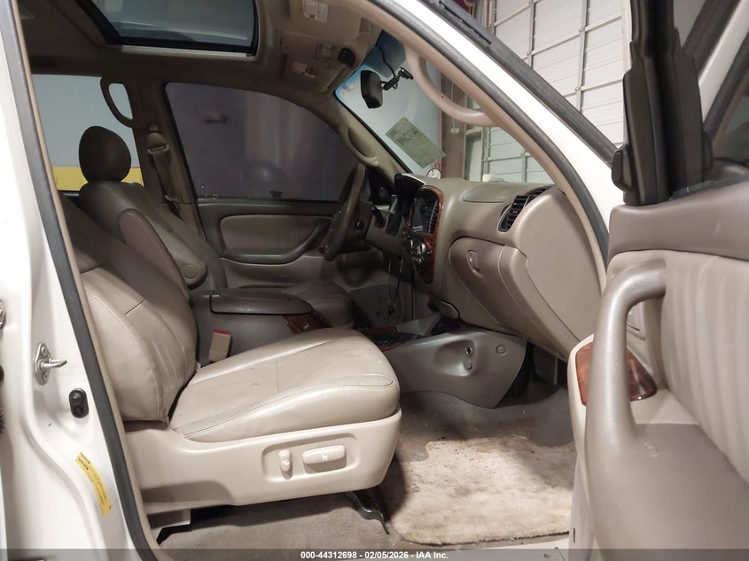 2005 Toyota Sequoia Limited V8