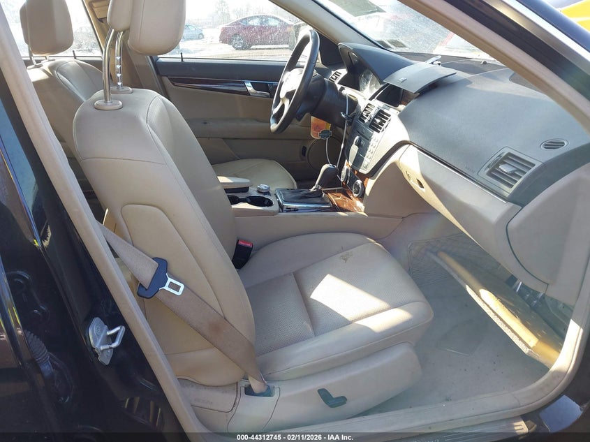 2009 Mercedes-Benz C 300 Luxury 4Matic/Sport 4Matic