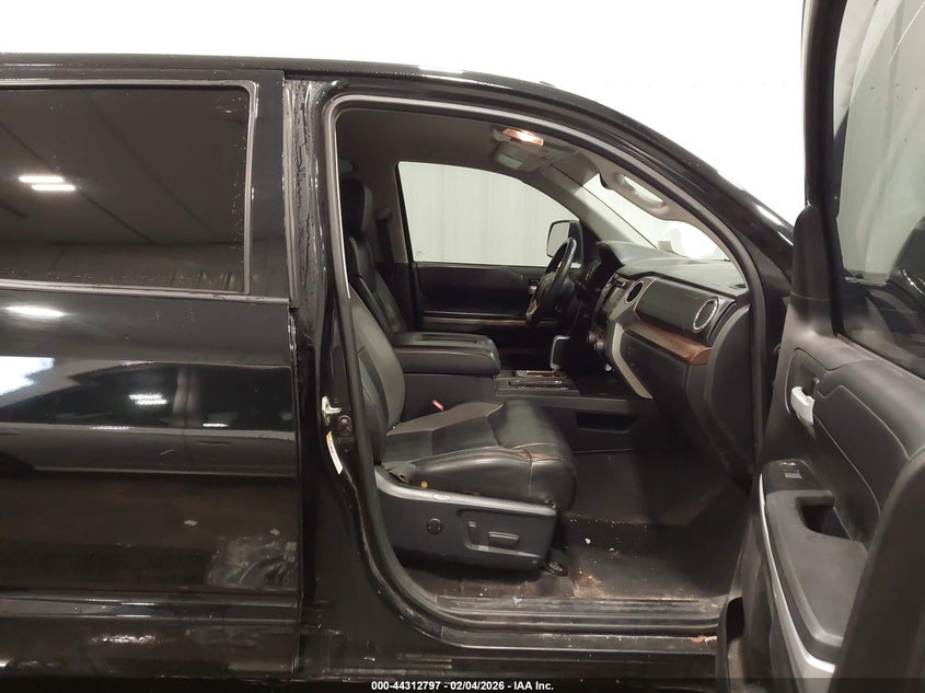 2018 Toyota Tundra Limited 5.7L V8