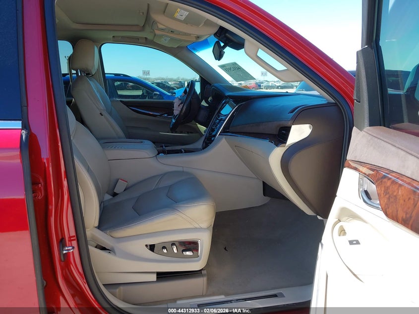 2015 Cadillac Escalade Luxury